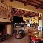 בית נופש I Camini - Outbuilding, Dependance - Swimming Pool - Garden - Bbq And Fireplaces - Soccer Field
