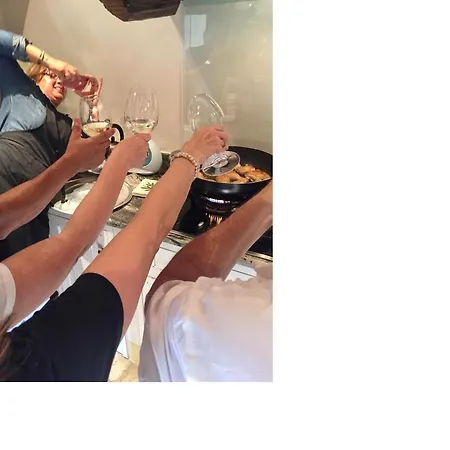 I Camini: Rustic Retreat With Pool And Recreation